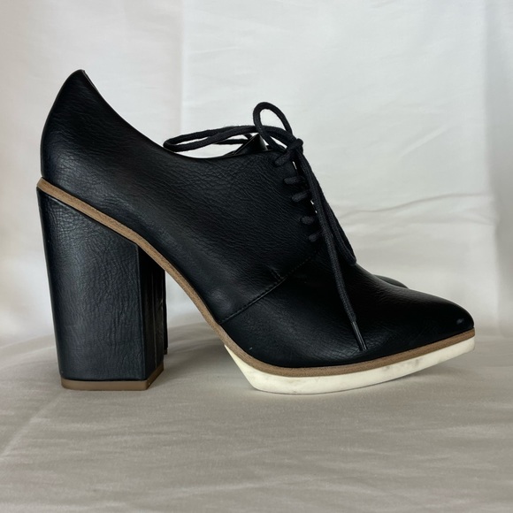 ASOS Lace Up Oxfords - Size 5 - Picture 3 of 12